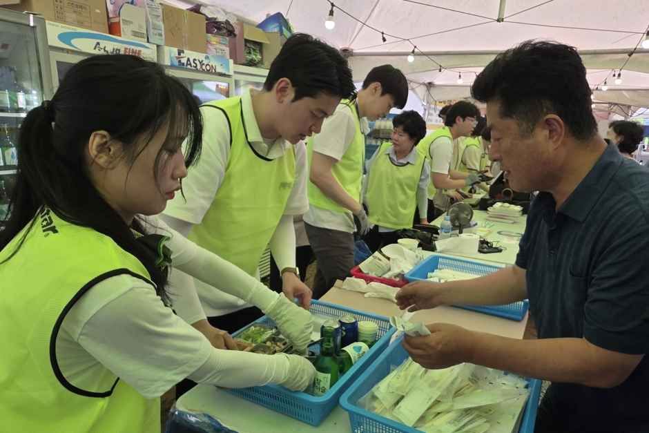 한국관광공사 고양행주한우 숯불구이축제 모습 2