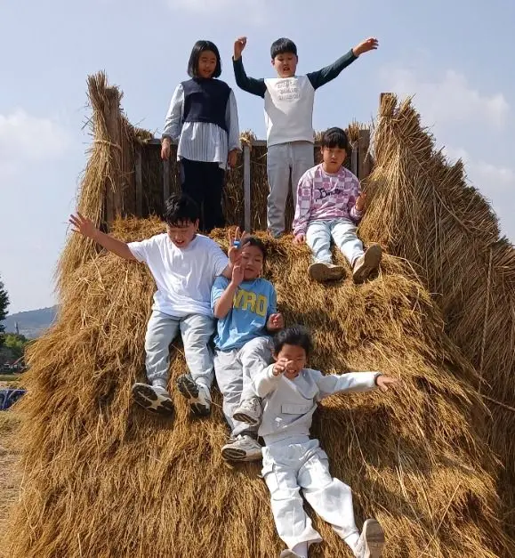 한국관광공사 외암민속마을 짚풀문화제 모습 3