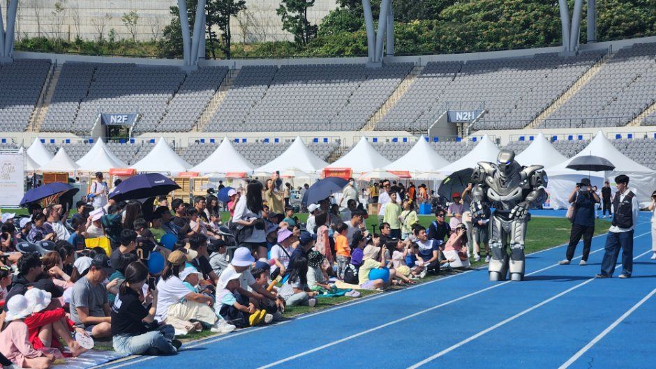 한국관광공사 용인사이버과학축제 모습 3