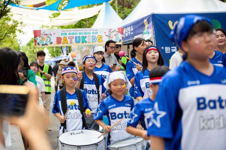 국토정중앙 청춘양구 배꼽축제 모습