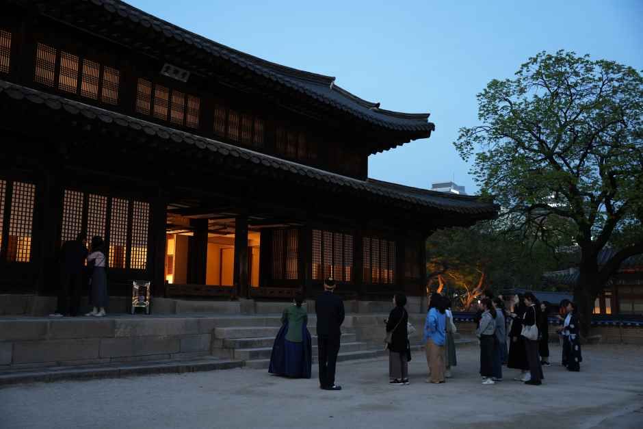 한국관광공사 덕수궁 밤의 석조전 모습 3