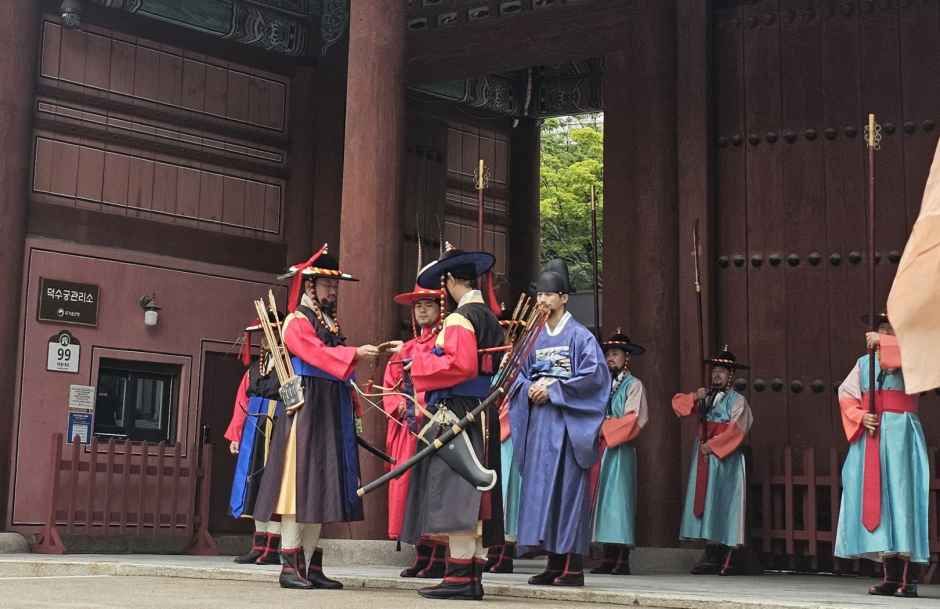 Seoul Royal Guard Changing Ceremony 3